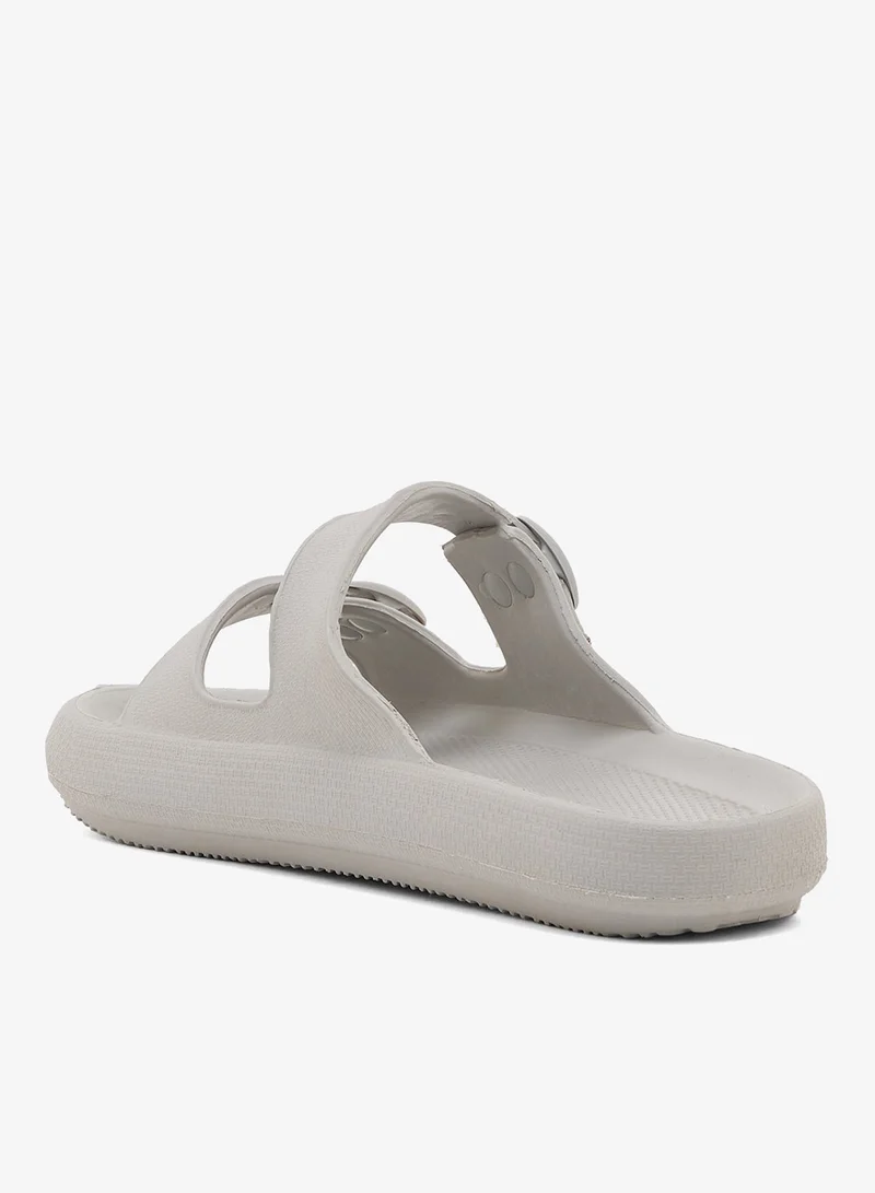 سفنتي فايف شباشب شاطئ ومسبح