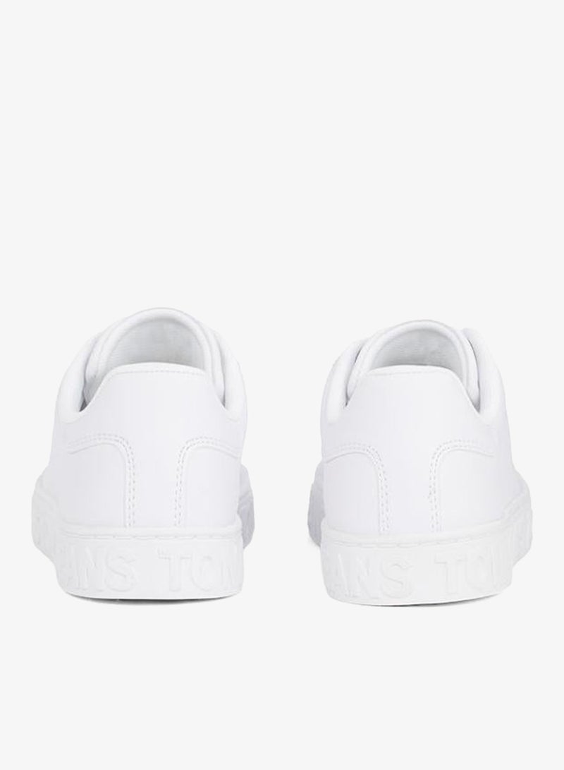 TOMMY JEANS Logo Embossed Contrast Sneakers - Image 4
