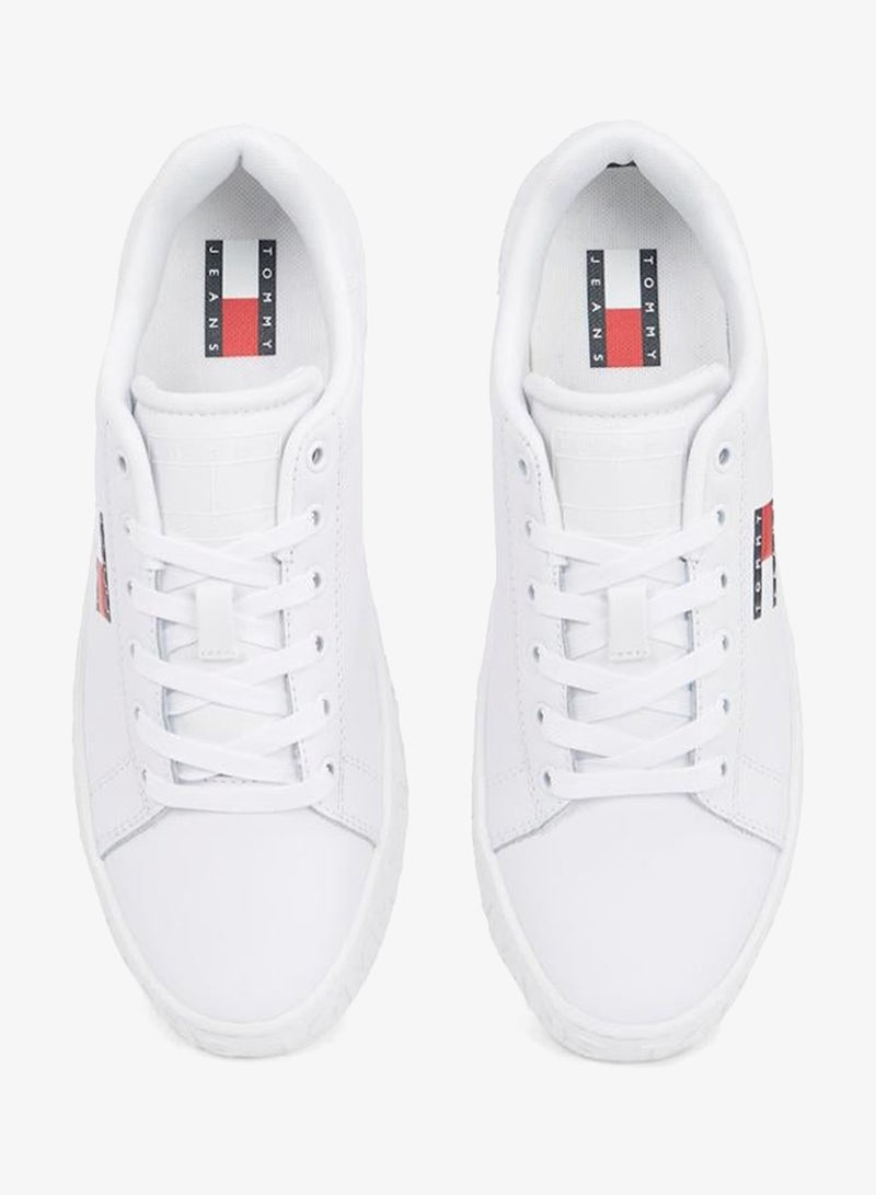 TOMMY JEANS Logo Embossed Contrast Sneakers - Image 5