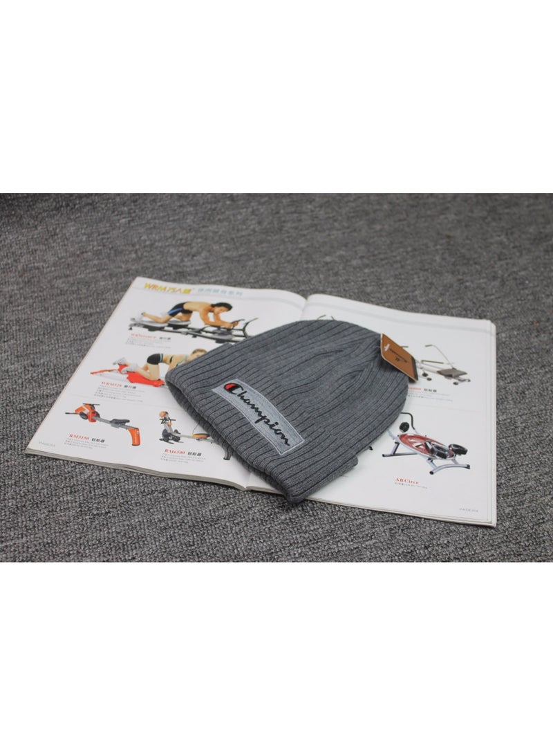 Champion قبعة شتوية رمادية من تشامبيون