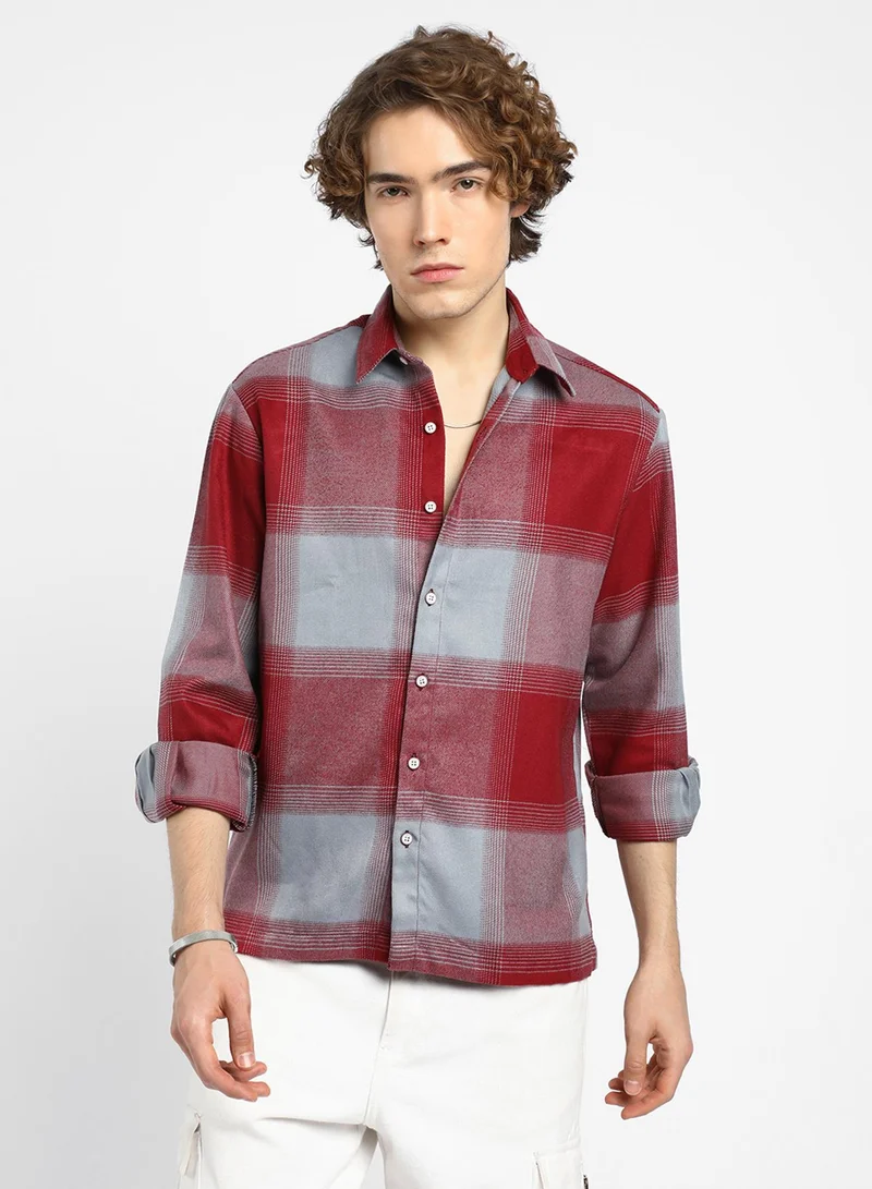 Campus Sutra Men's Venetian Red & Coin Grey Vignette-Checkered Oversized Shirt For Casual Wear | Spread Collar | Long Sleeve | Button Closure | Oversized Shirt Crafted With Comfort Fit For Everyday Wear