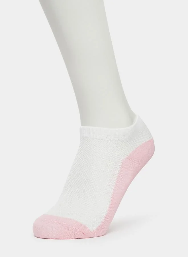 ستايلي طقم 5 أزواج جوارب بتفاصيل متباينة