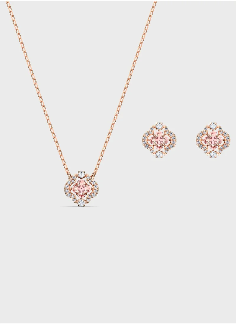 SWAROVSKI Sparkling Necklace+Earrings Set