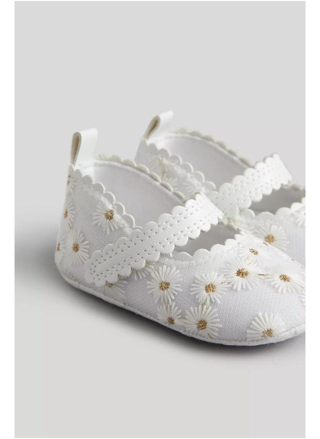 mothercare White Daisy Ballerina Baby Shoes  - Image 2