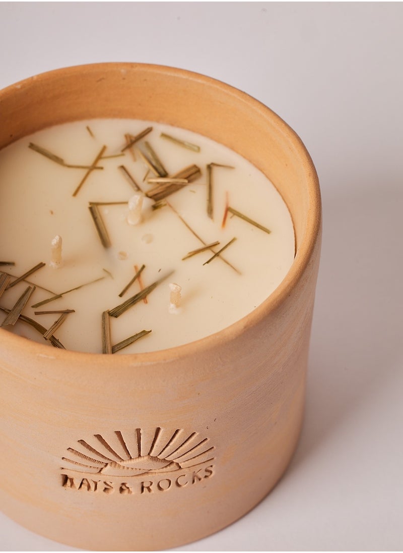 Rays & Rocks Mosquito Repellent Candle Soy Wax  - Image 2