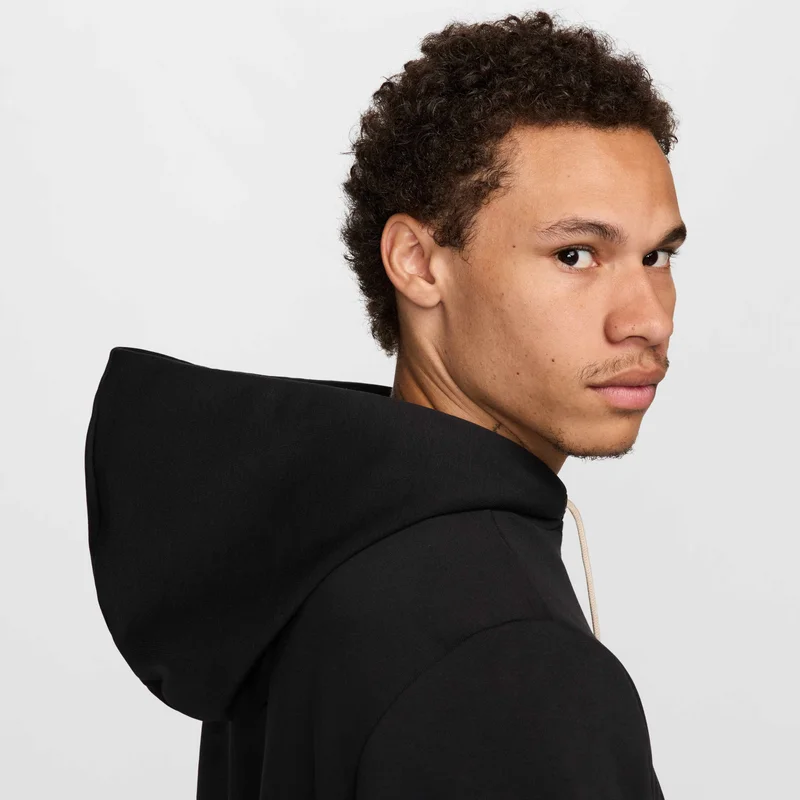 Nike Men's Dri-FIT Standard Issue Basketball Hoodie