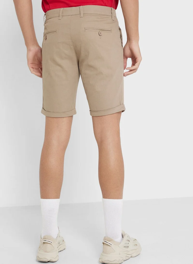 Seventy Five Men Solid Mid-Rise Regular Shorts