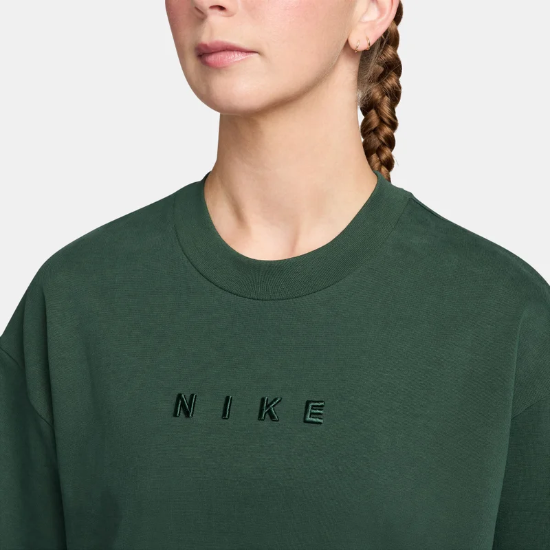 Nike Green Women's Sportswear T-Shirt for Women | Best Price UAE