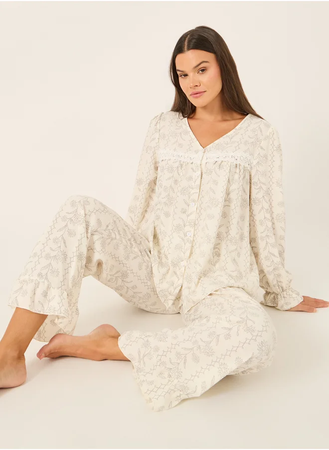 ستايلي All-Over Floral Print Lace Insert Long Sleeve Top and Ruffle Hem Pyjama Set