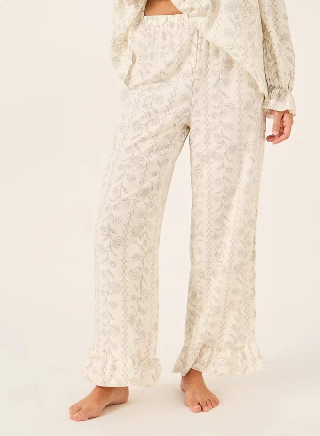 Styli All-Over Floral Print Lace Insert Long Sleeve Top and Ruffle Hem Pyjama Set