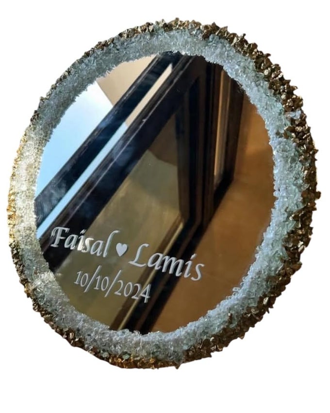 DECORATIVE MIRRORED CIRCLE WITH CRYSTALSA DECORATIVE PLAQUE DATE ENGRAVED