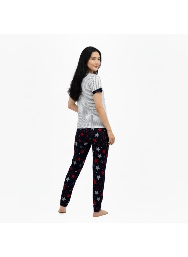 جوانا طقم بيجاما نسائي "For You" بطبعة، قميص بأكمام قصيرة وبنطال طويل - أبيض - Image 5