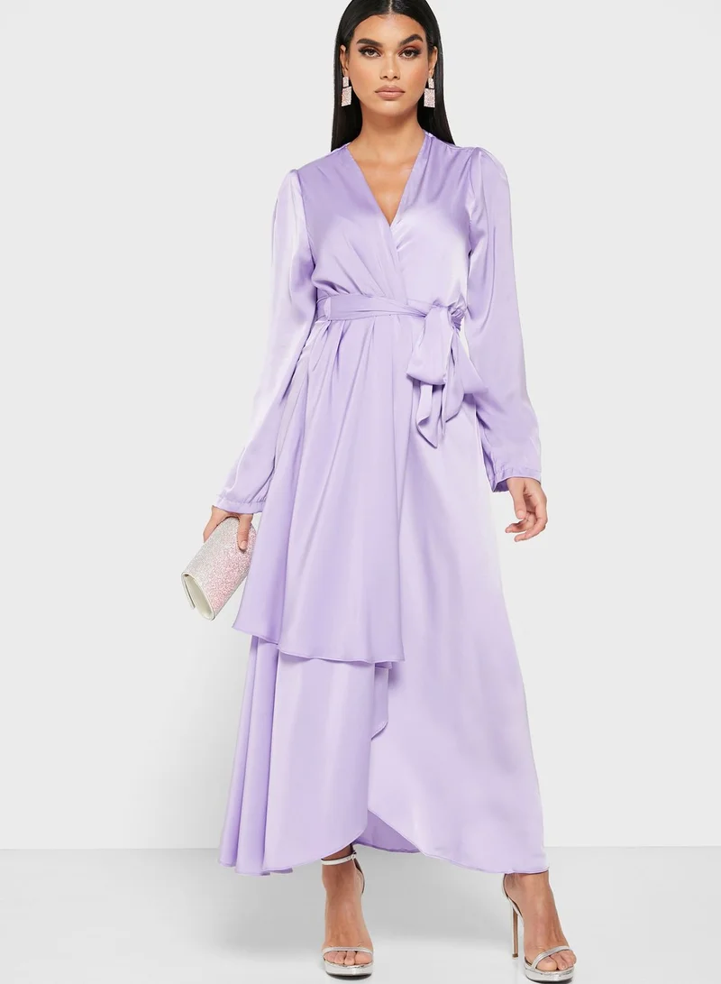 خزانة فستان ميدي بنمط لف