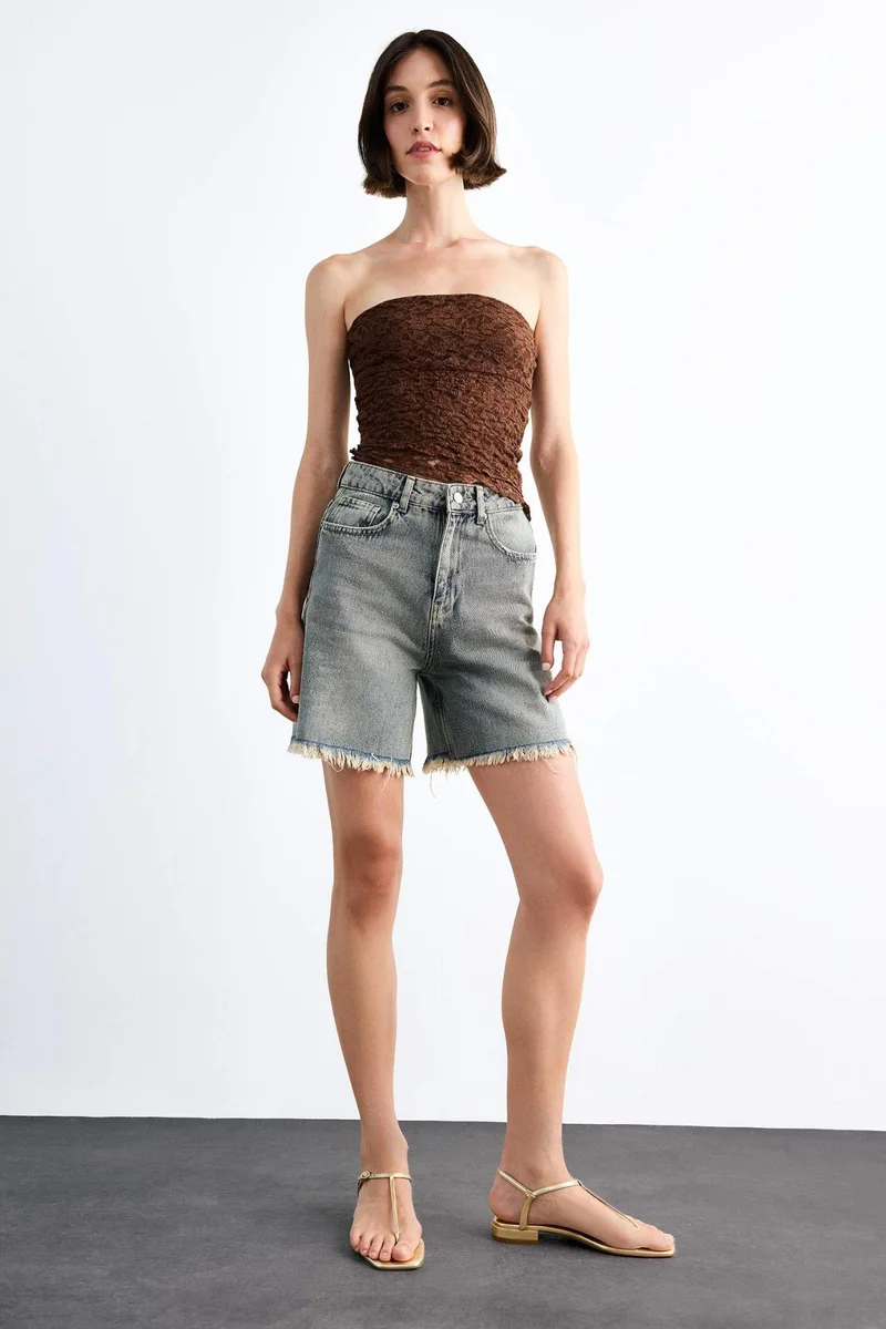 ديفاكتو Regular Fit Denim Shorts