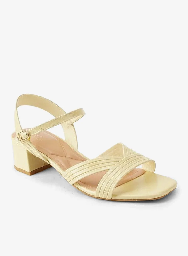 سيليست صنادل بكعب عريض بحزام نسائي