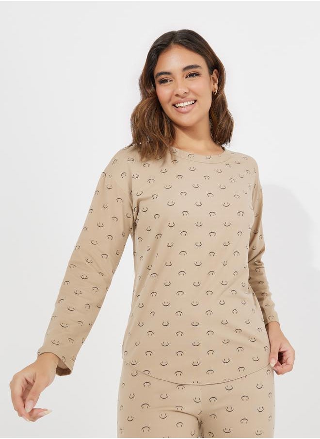 Smile Print Curved Hem Top & Pyjama Set - pzsku/Z1FF4883E1157E2D4B6AAZ/45/_/1723796181/151c9c12-c70e-4d59-9afd-2d6397f2718f
