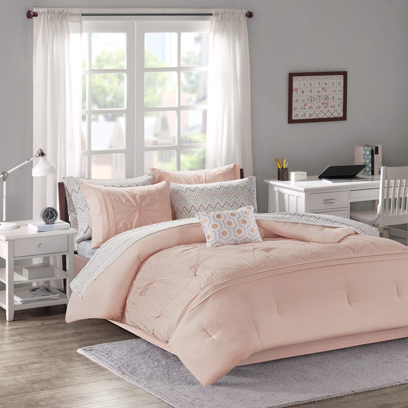 Intelligent Design Toren Complete Bag Tufted Embroidered Comforter with Sheet Season Bedding Set Full Pink