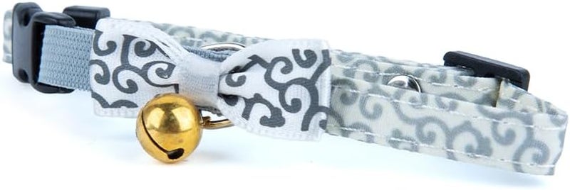 Daiso Adjustable Cat Collar with Bell | White | Soft Nylon Safety Collar for Cats - Image 2