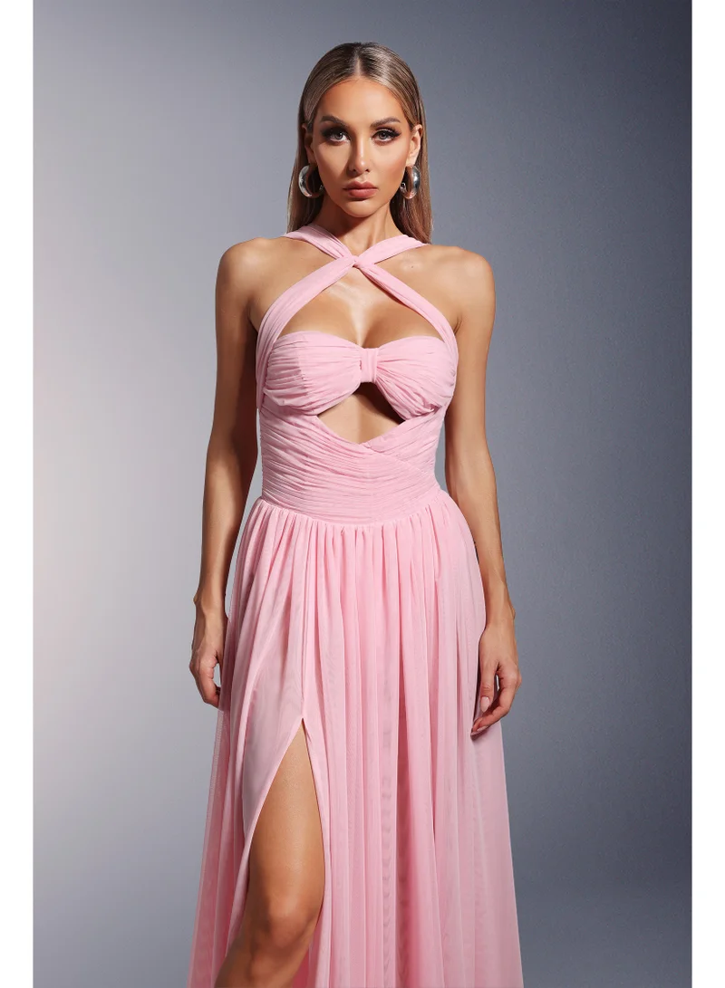 بيلا بارنيت فستان فاكانا ماكسي مجوف بفتحة عالية