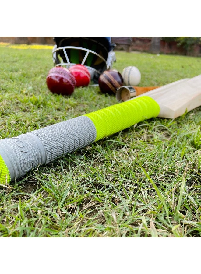 LIVOX Comfortable fit Cricket Bat Rubber Grips For Better Shock Absorption Ultra Tacky (Pack of 6) - Image 3