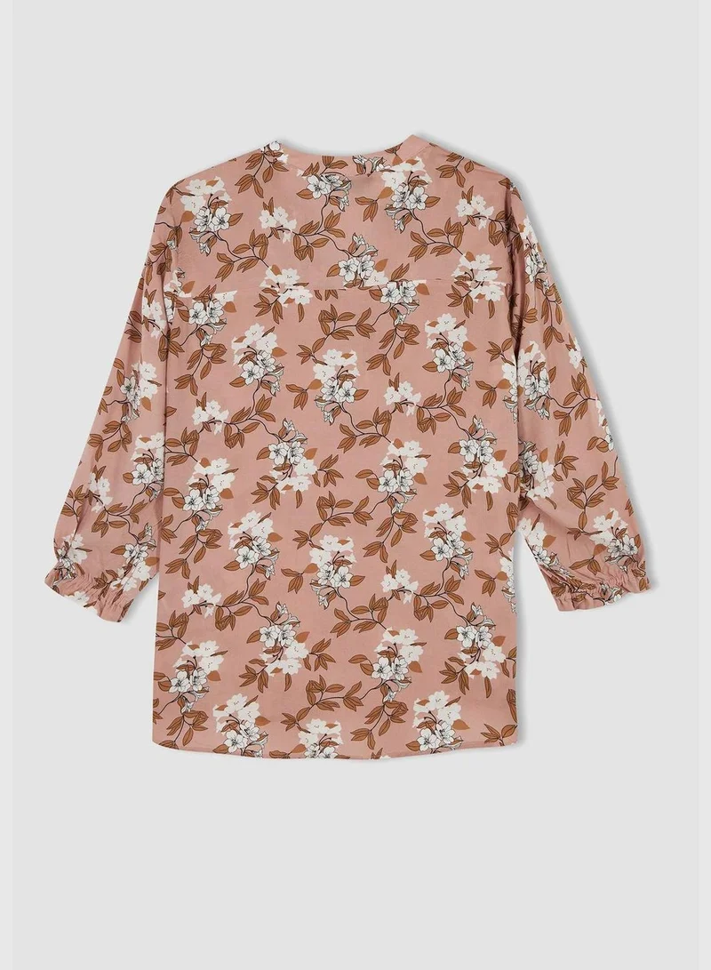 ديفاكتو Printed Collar Shirt With Ruffle Detailed Cuffs
