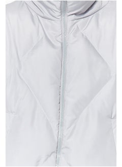 trendyol معطف مبطن رمادي كبير الحجم وطارد للماء وقابل للنفخ TWOAW24MO00146  - Image 4