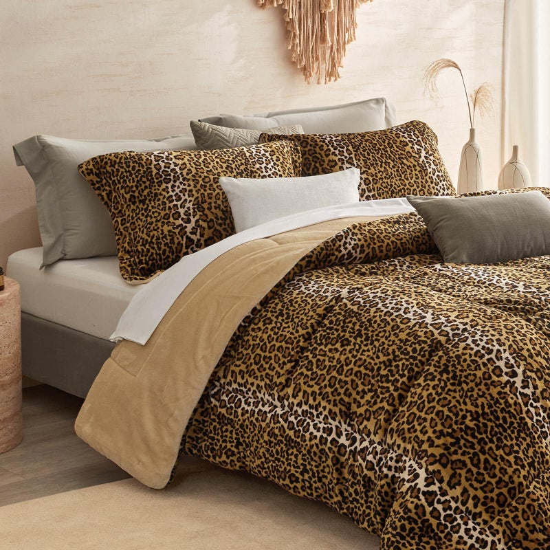 Petrichor Leopard Velvet Flannel King Comforter Set-Cheetah Print Western Blanket,Luxury Fuzzy Heavy Bedding Set,3 Pieces Plush Winter Bed Set with Comforter (90"x104")&2 Pillow Shams (20"x36" - Image 1