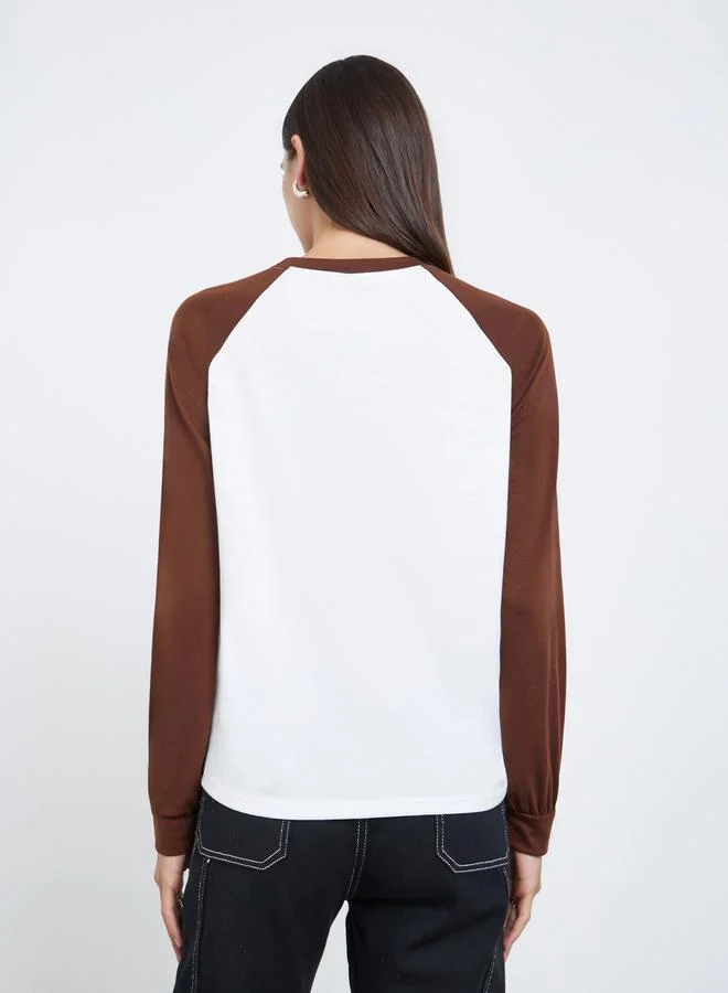 Styli Color Block Raglan Sleeve Long Sleeve T-Shirt
