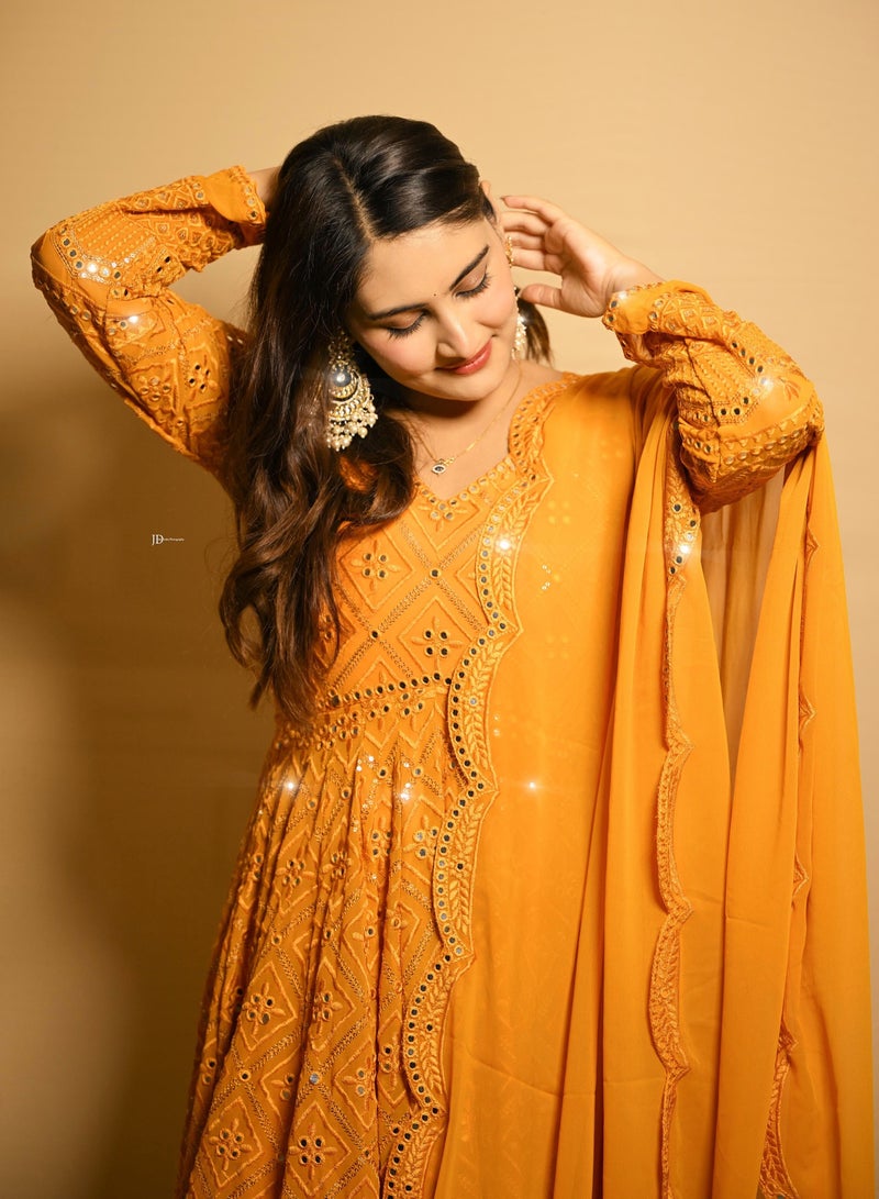 PREMIUM READYMADE ANARKALI SUIT SET  - Image 3