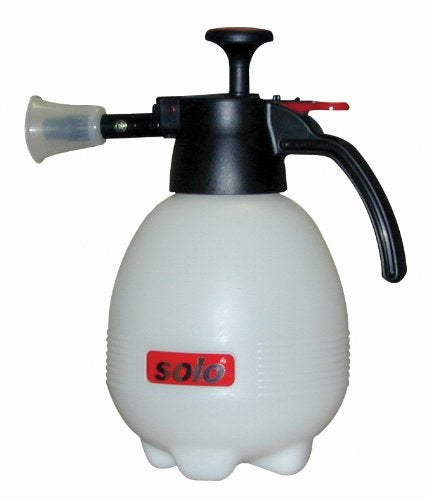 SOLO 418 2 Liter One-Hand Pressure Sprayer, Red and White - Image 1