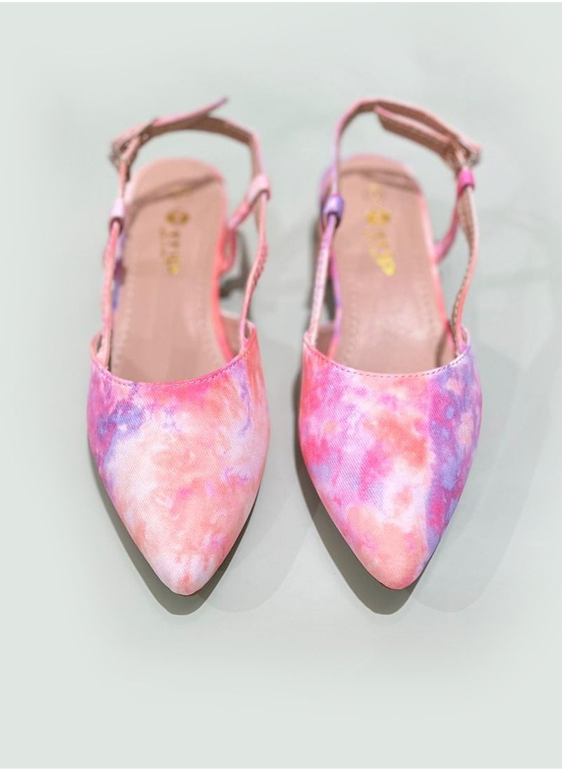 Trip - Low-Heeled Shoes With A Closed Toe And A Lace Around The Ankle - Image 1