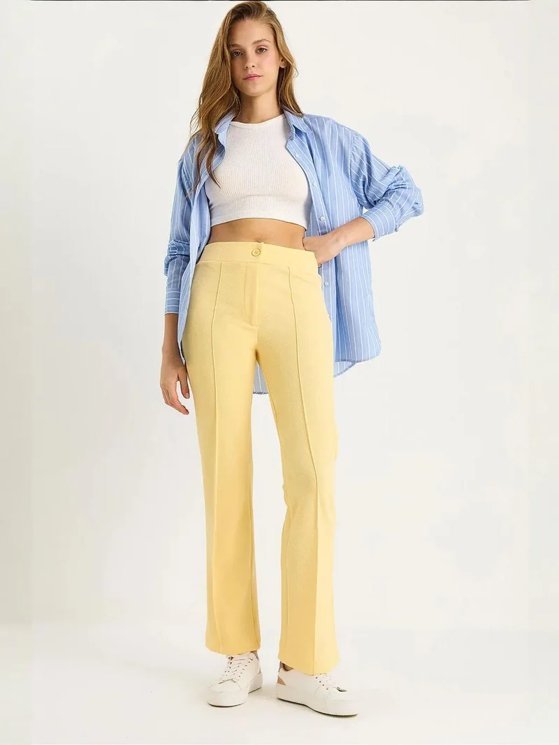 بيانكو لوتشي بنطلون لوتشي واسع