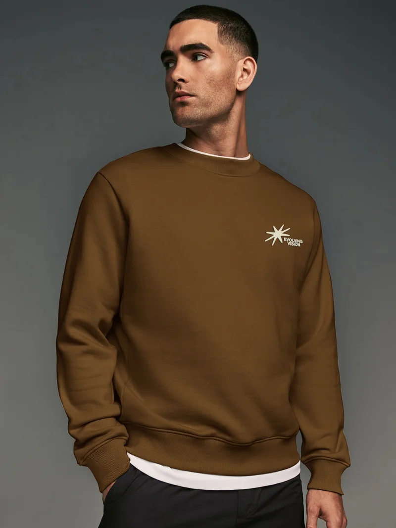 مانياك سويت شيرت مانياك رجالي مطبوع بياقة دائرية وأكمام طويلة، مقاس كبير، قطن فليس، بني وبيج