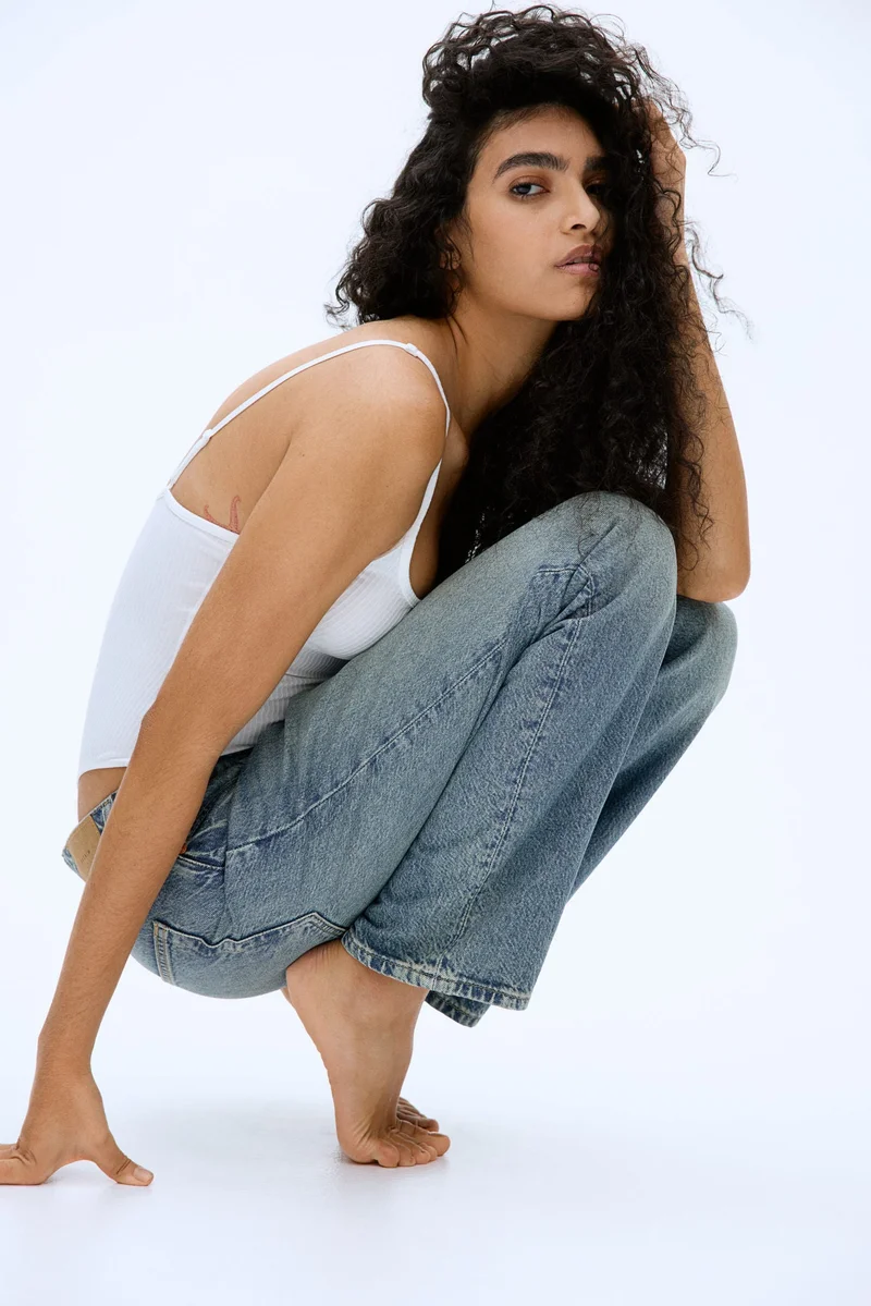 H&M Straight High Jeans