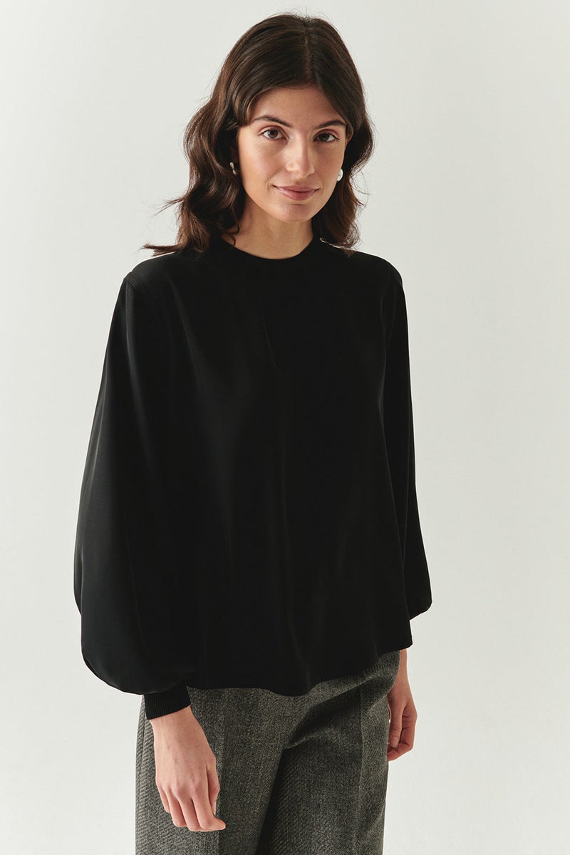 EXQUISE Long-sleeved, ribbed crew neck regular black blouse - Image 2