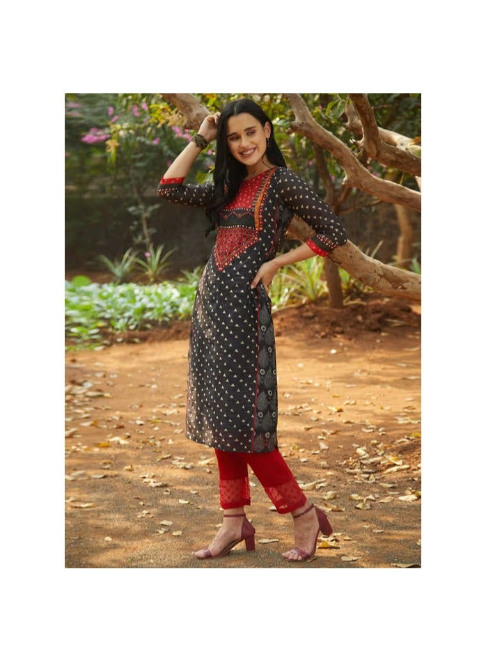 kolaba Printed Embroidered Kurti - Image 4