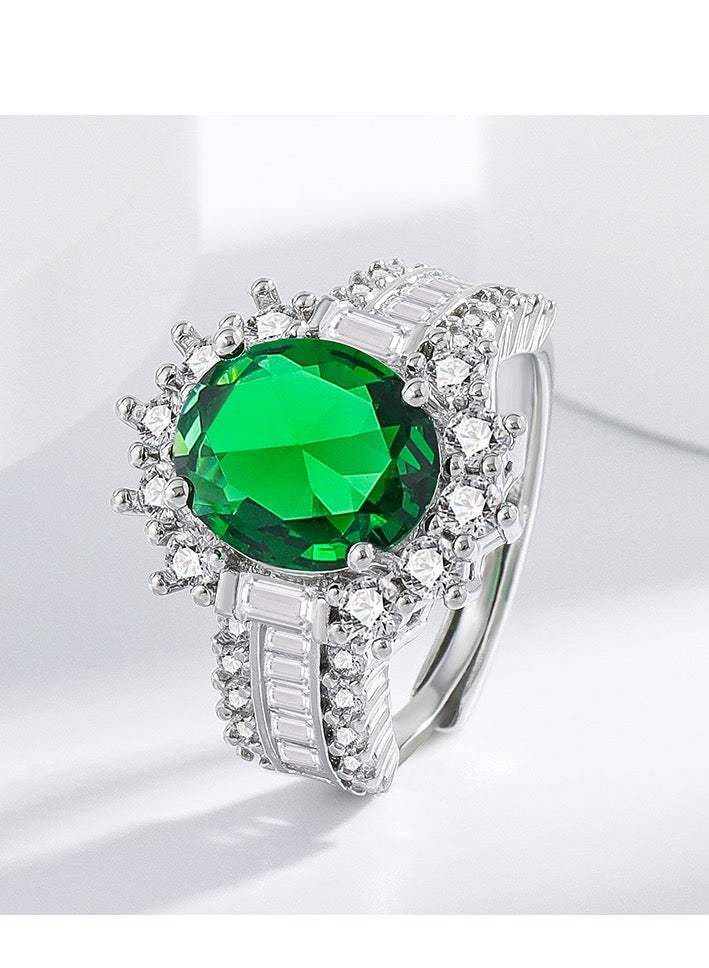 Shiny green zircon statement ring