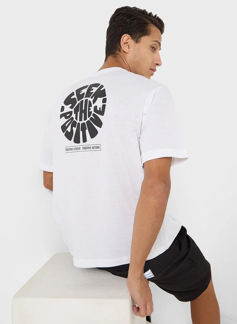 سفنتي فايف تيشيرت جرافيك واسع