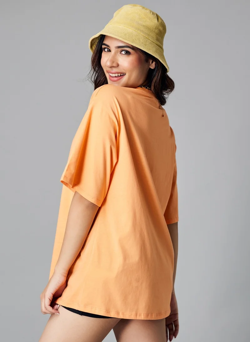 Zigzag Oversize Light Orange Solid T-shirt
