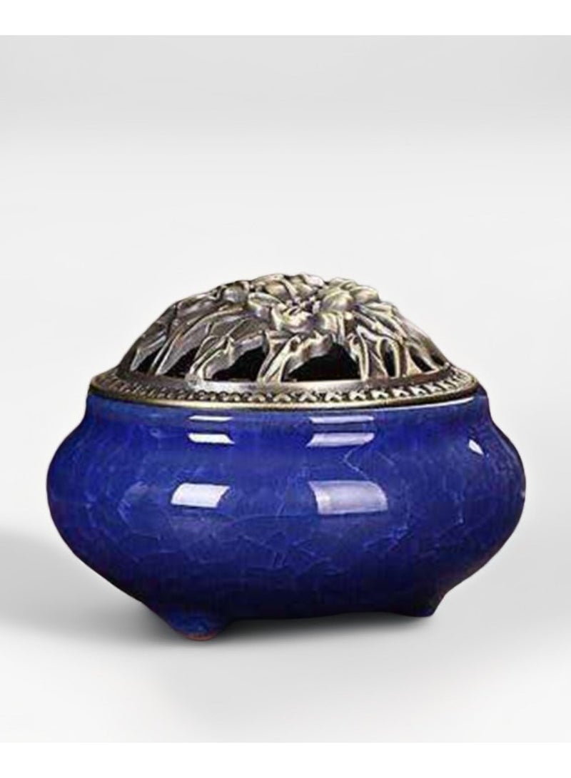 China traditional ceramic incense burner. Elegant and portable for traveling