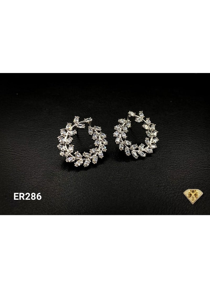 3Diamonds - Elegant Leaf Design Earrings by 3 Diamond - Luxurious Platinum-Plated Sparkling Earrings for Women - Perfect Gift for Special Occasions - Image 1