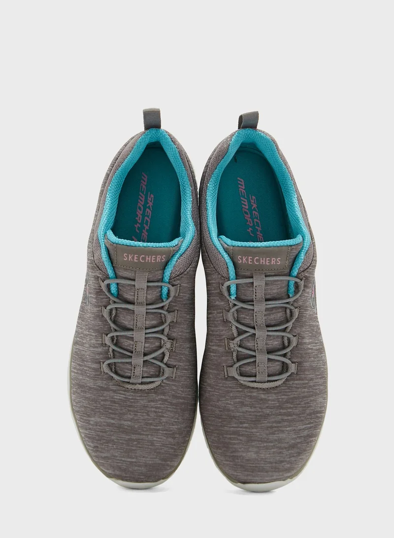 SKECHERS Virtue