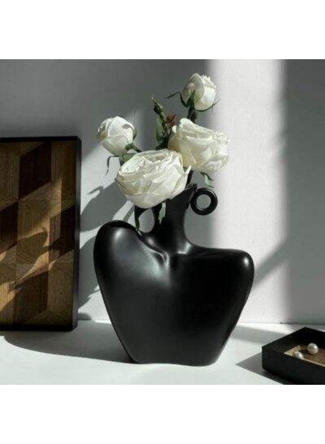 Lady Vase: Where Feminine Touch Meets Art and Decor. The perfect design to add luxury and elegance in black.