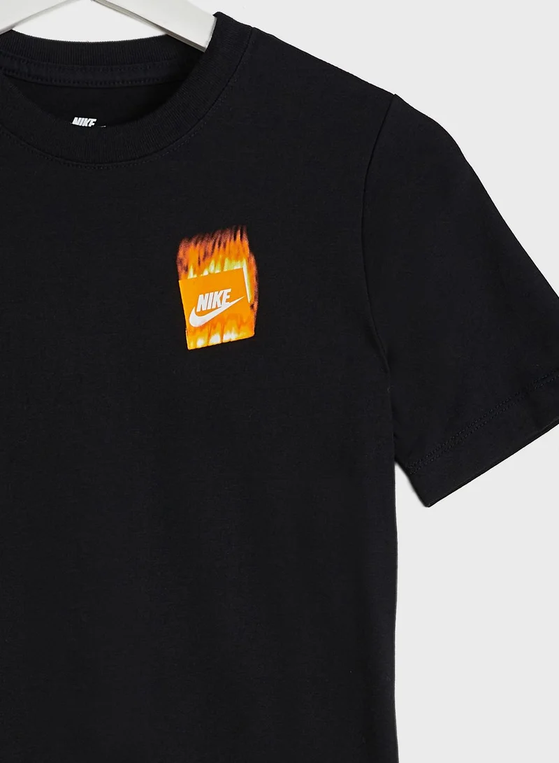 Nike Youth Nsw Heat On Feet T-Shirt