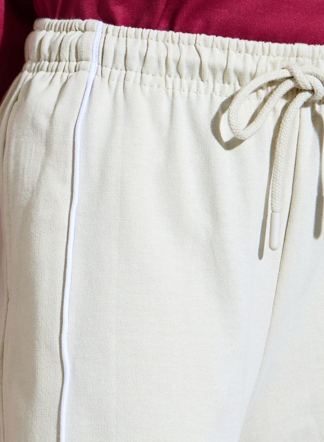 Styli Teen Girls Beige Side piping Detail Wide Leg Joggers - Image 4