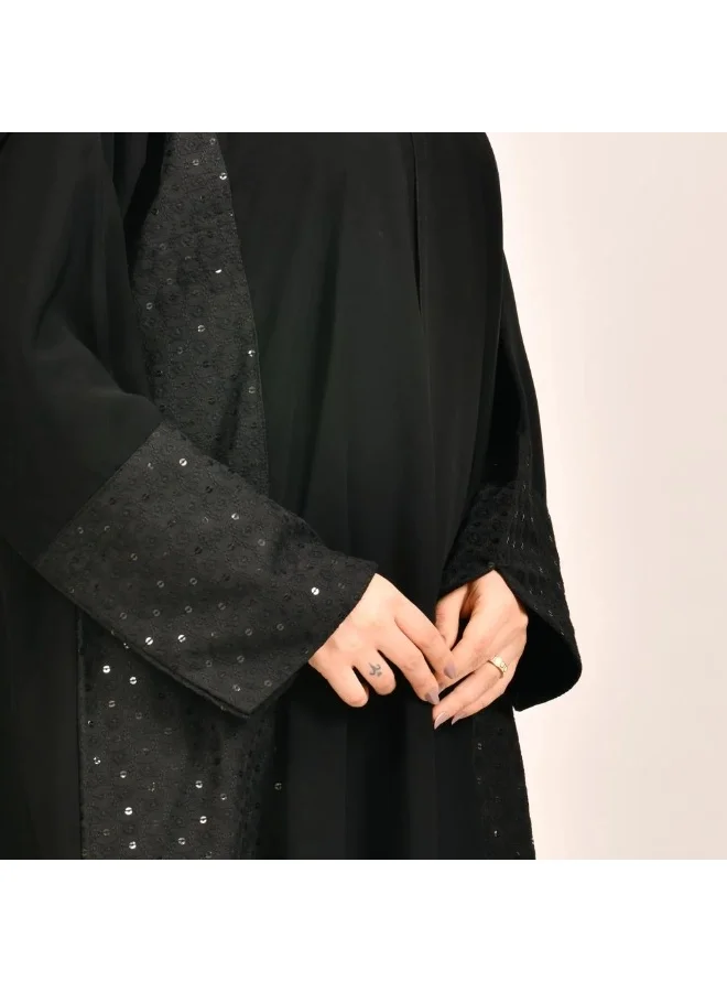 lamha abaya Elegant and practical black wrap abaya with jacquard fabric inserts decorated with sequins