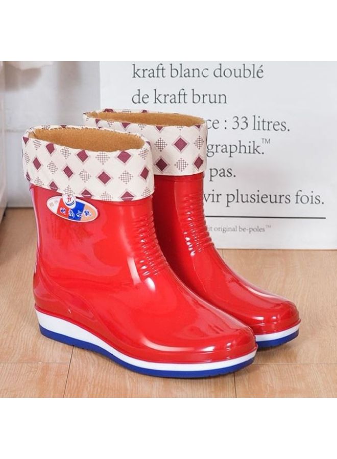 Rain Boots Women's Fashionable Short Water Shoes Mid-calf Rain Boots Fleece-lined Warm Rain Boots Non-slip Waterproof Rubber Shoes Adult Overshoes