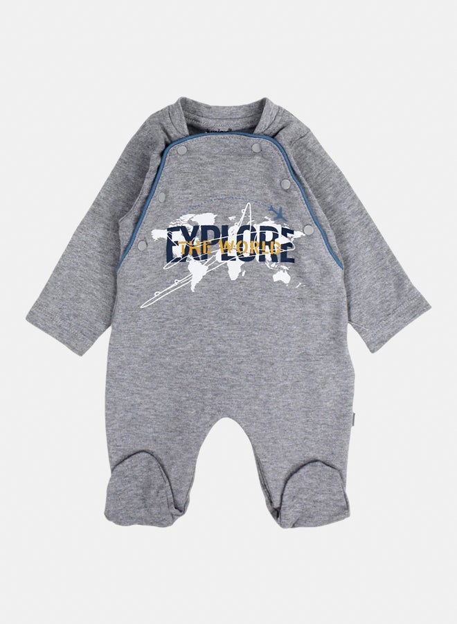 جونيور طقم بيبي أولادي قطن رمادي بطبعة “EXPLORE” (استكشف) مرحة - Image 1
