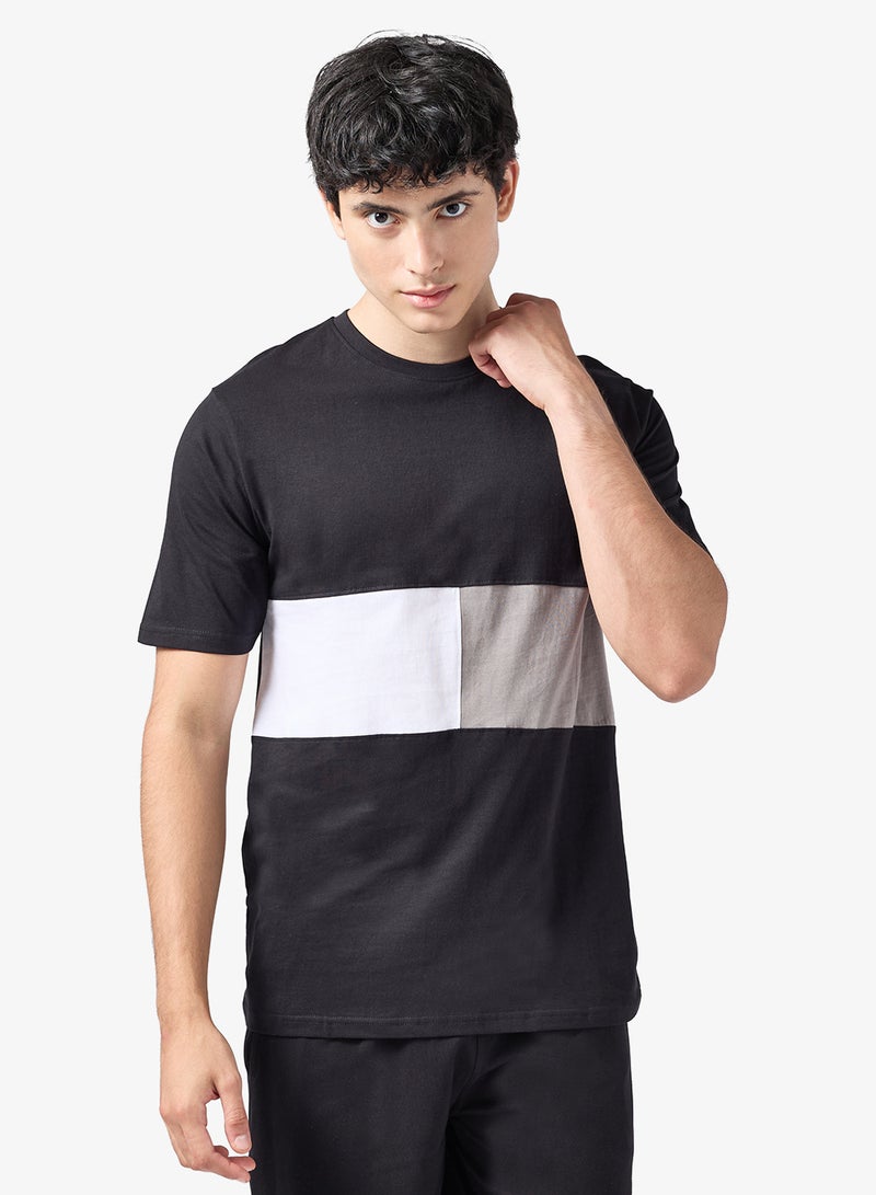 سفنتي فايف طقم بيجامة تي شيرت وشورت - Image 3