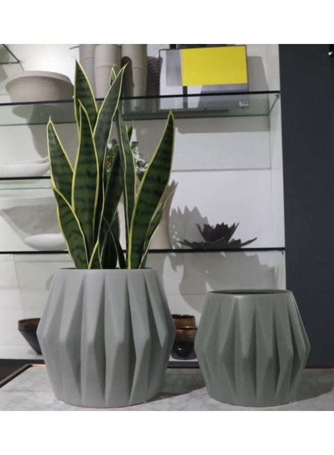 E.V.A Belgian Block Vase - Image 3